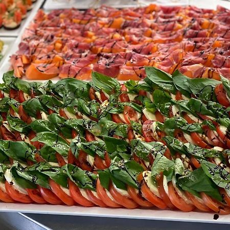 Hotel Toscana Borna Ngoại thất bức ảnh